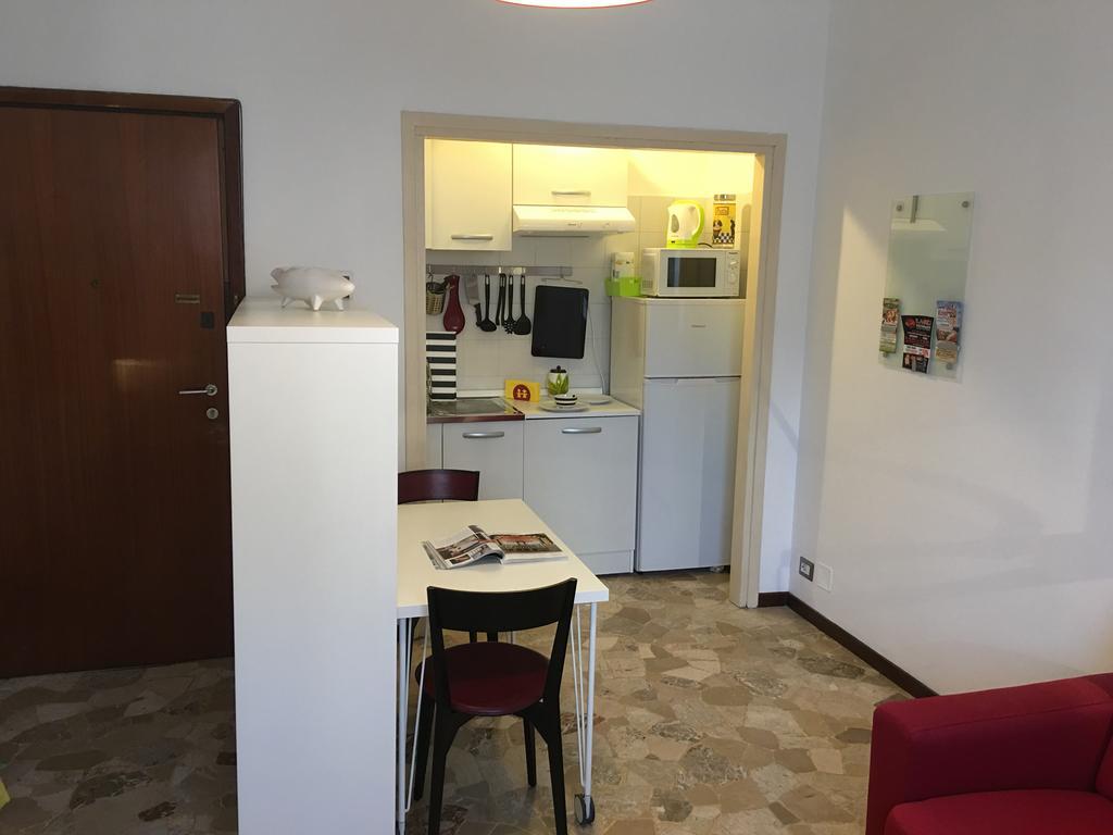 Appartement Mauro'S Studio à Milan Extérieur photo